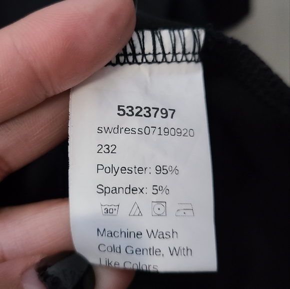 Off the shoulder dress - Picture 4 of 4